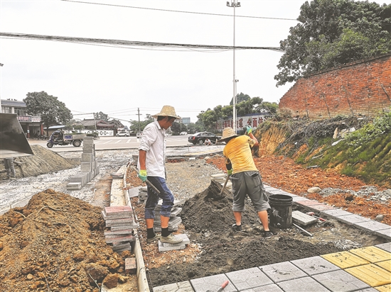 丹棱县外南路改造项目预计6月底建成通车