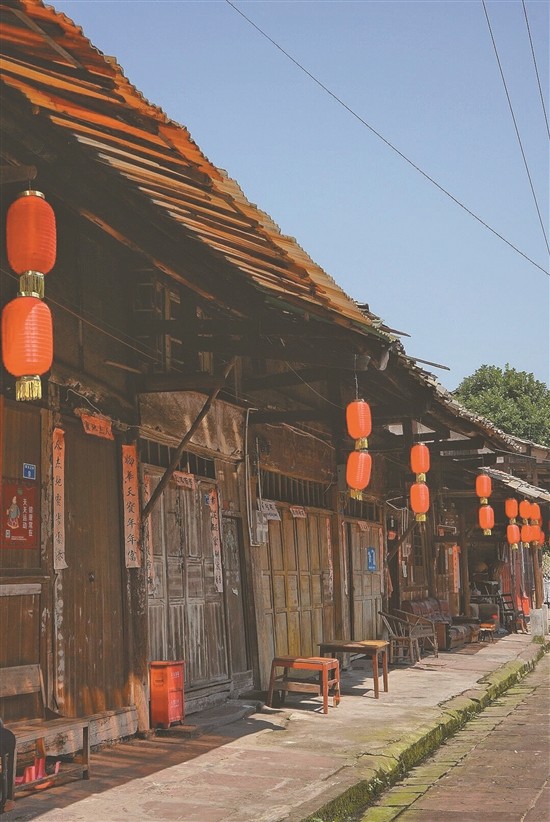 罗坝古街 青衣江畔述说的沧桑变化