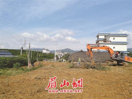 项目现场建设忙。.jpg