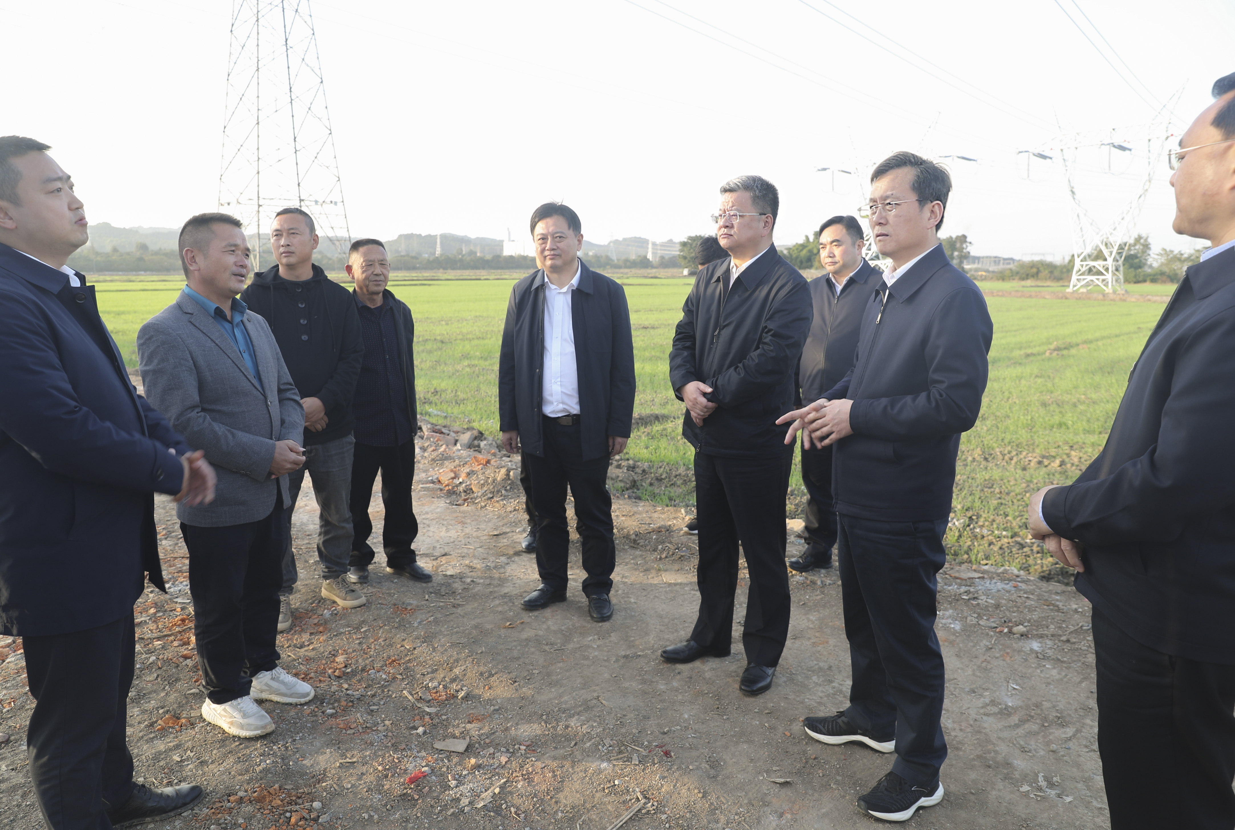 书记调研.jpg