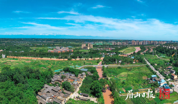 美丽的余家碥景区，焕发出农商文旅体发展的勃勃生机。