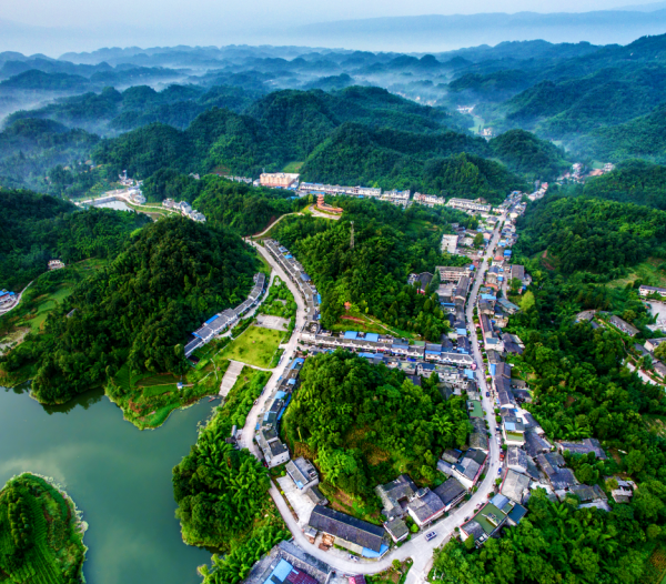 《碧玉汉王》王媛 摄于汉王乡建设村.png