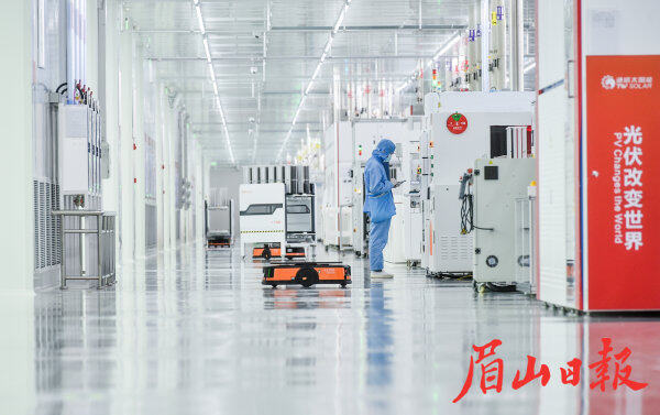 通威太阳能眉山基地生产车间