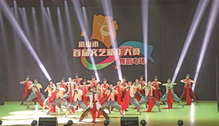 丹棱唢呐表达了劳动人民对生活的无限热爱，展现了丹棱人民鼓足精神大步前行的精神状态。