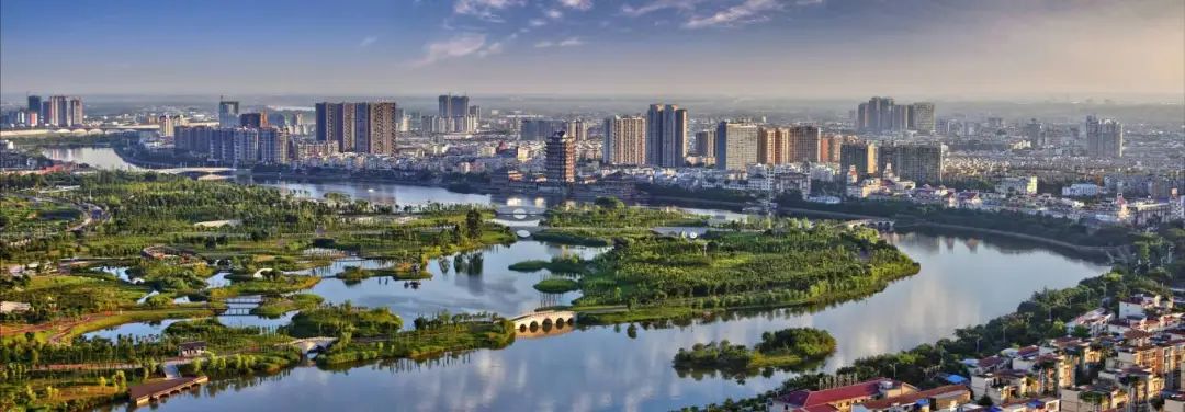 眉山城市会客厅—东坡城市湿地公园 李陈 摄影.jpg